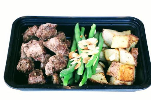 Grilled Sirloin Tip with Red Potatoes, Sauteed Green Beans and Almonds - FIT BY ELIA
